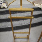 624 1392 VALET STAND